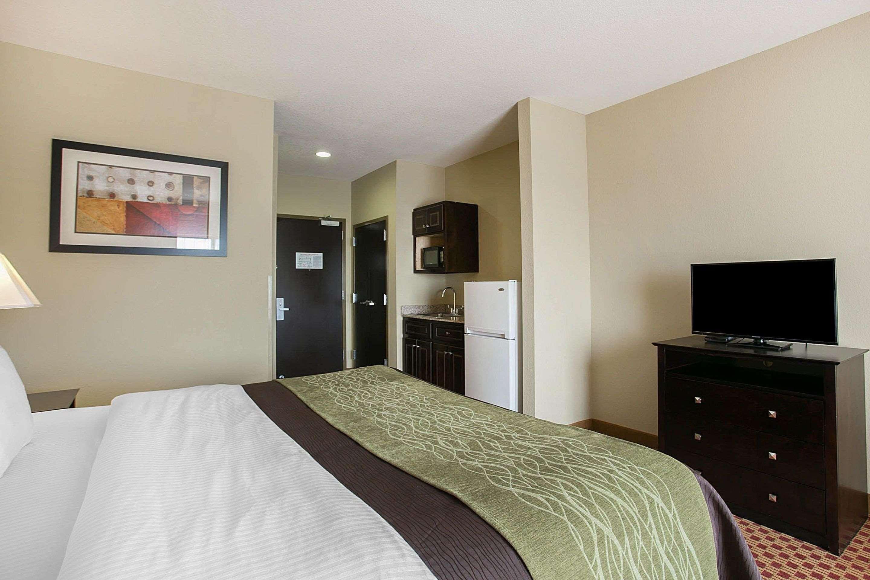 Comfort Inn & Suites Augusta West Near Fort Eisenhower Екстериор снимка