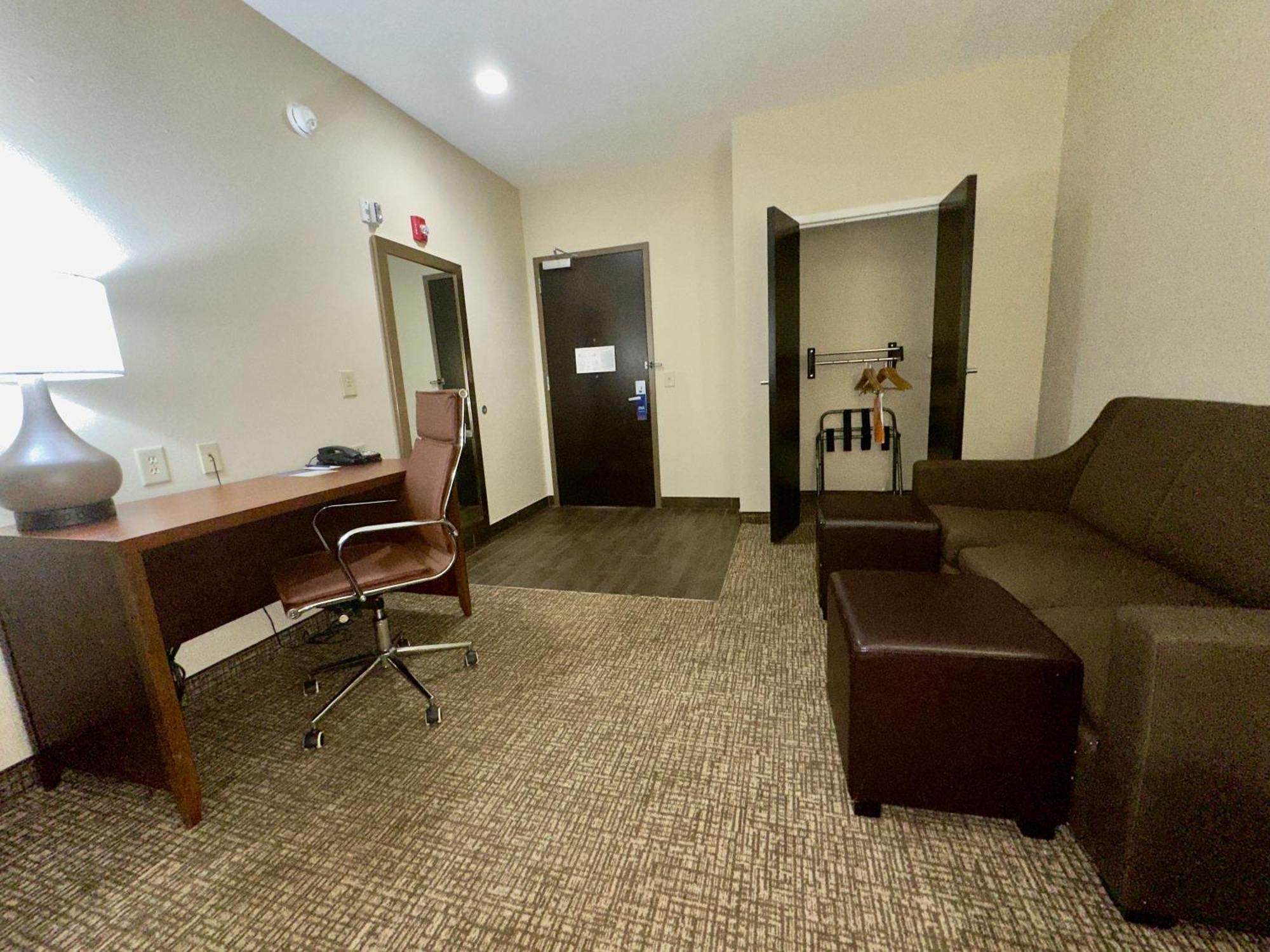 Comfort Inn & Suites Augusta West Near Fort Eisenhower Екстериор снимка