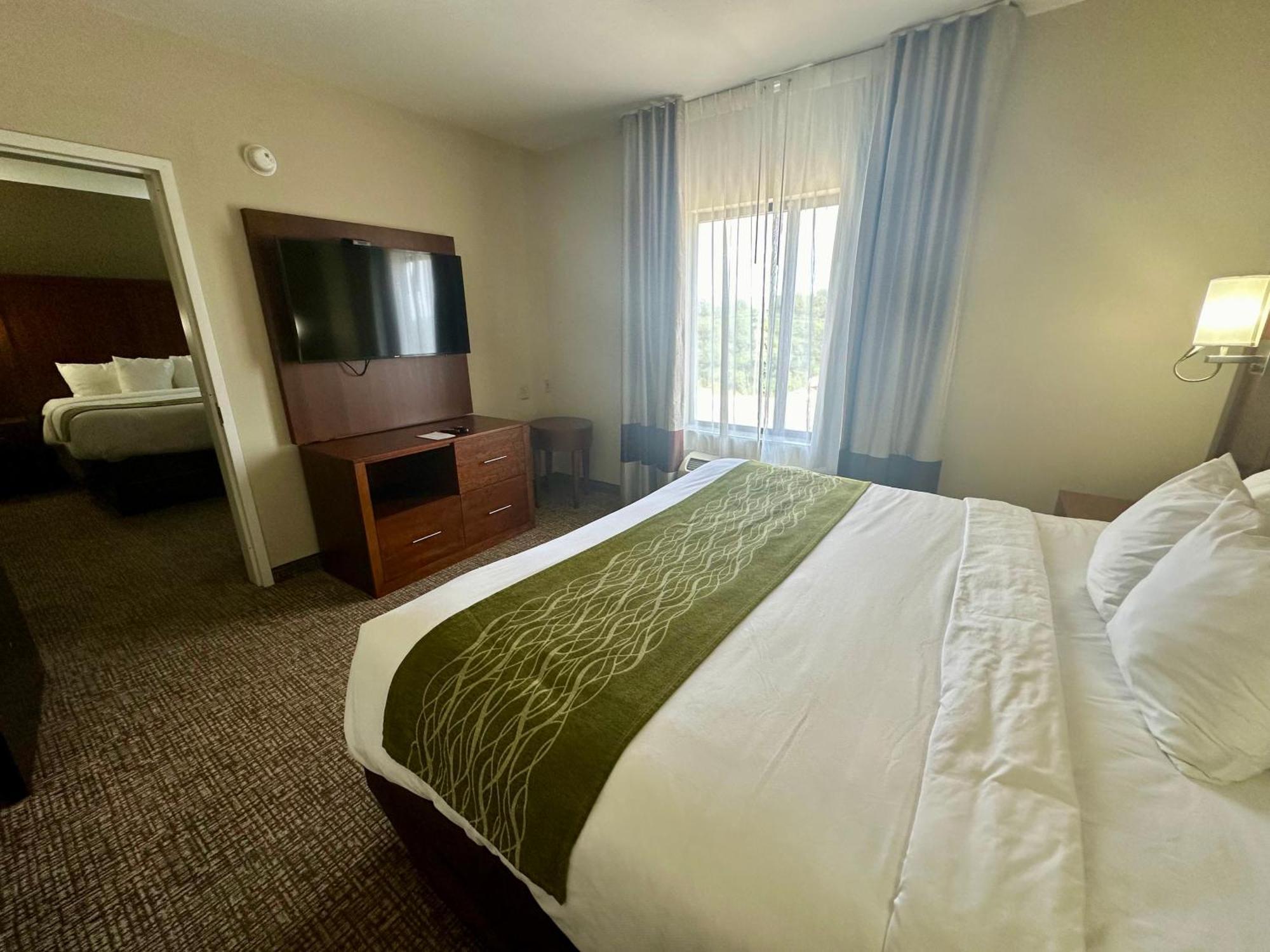 Comfort Inn & Suites Augusta West Near Fort Eisenhower Екстериор снимка