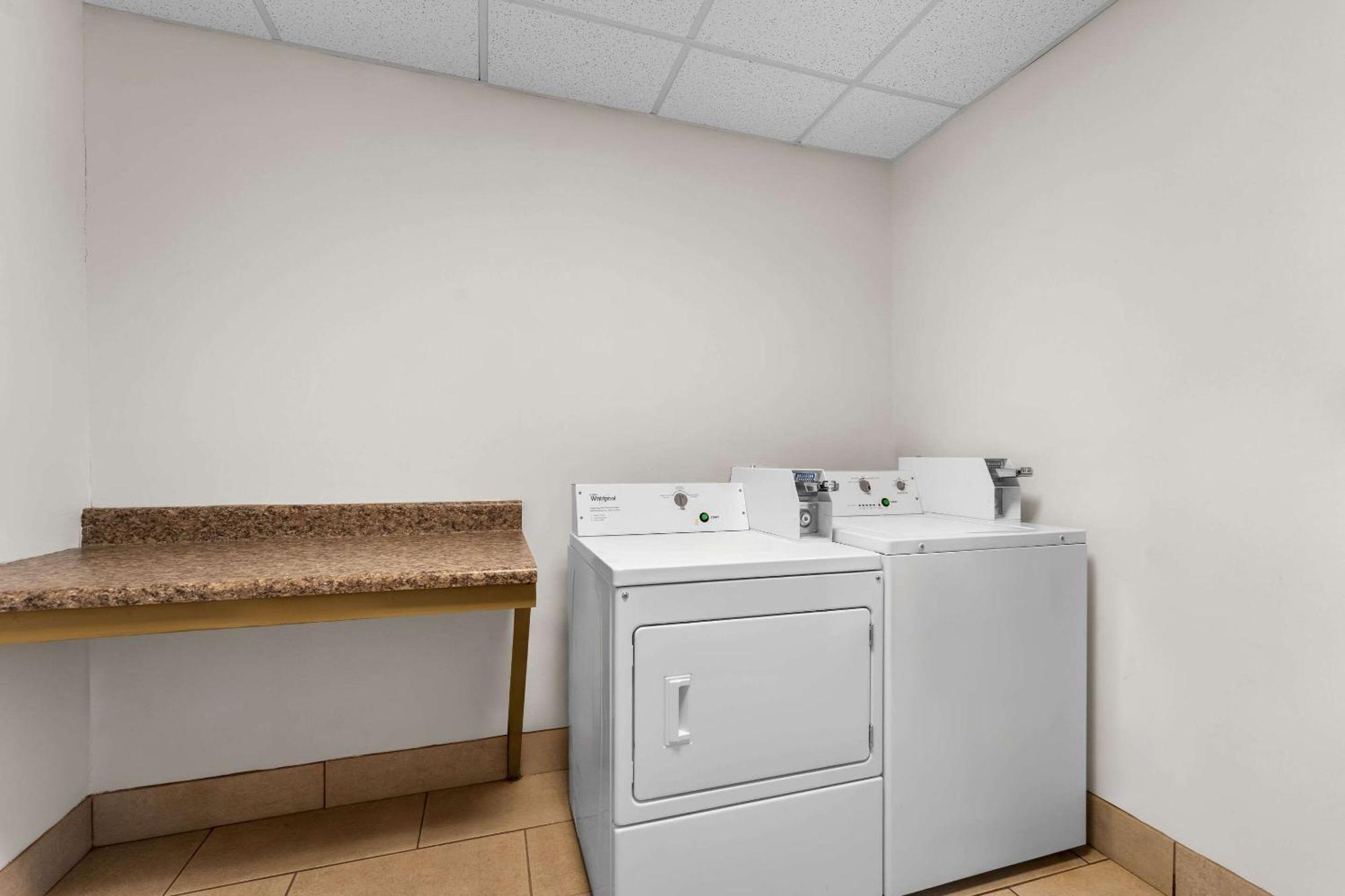 Comfort Inn & Suites Augusta West Near Fort Eisenhower Екстериор снимка
