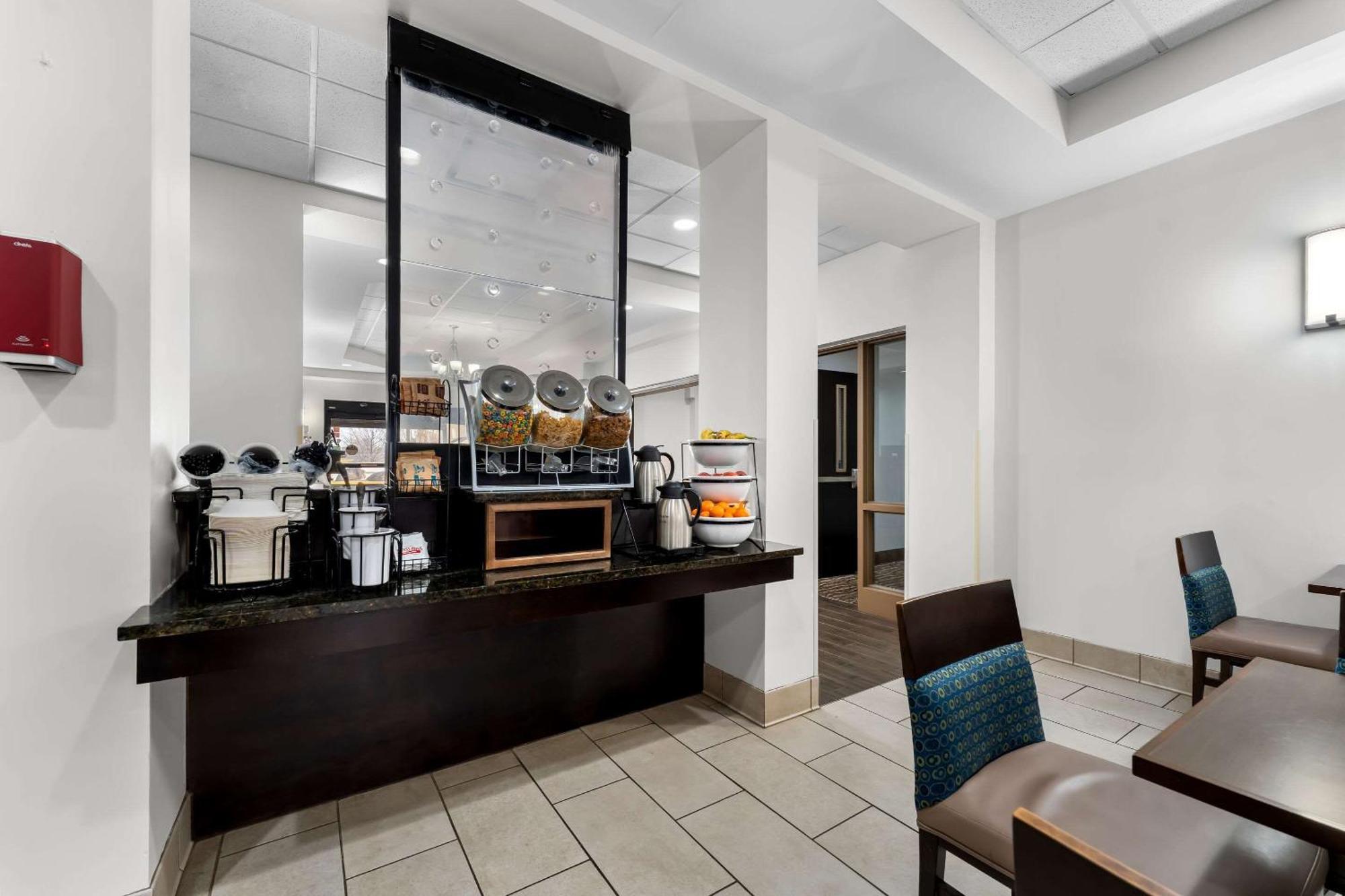 Comfort Inn & Suites Augusta West Near Fort Eisenhower Екстериор снимка