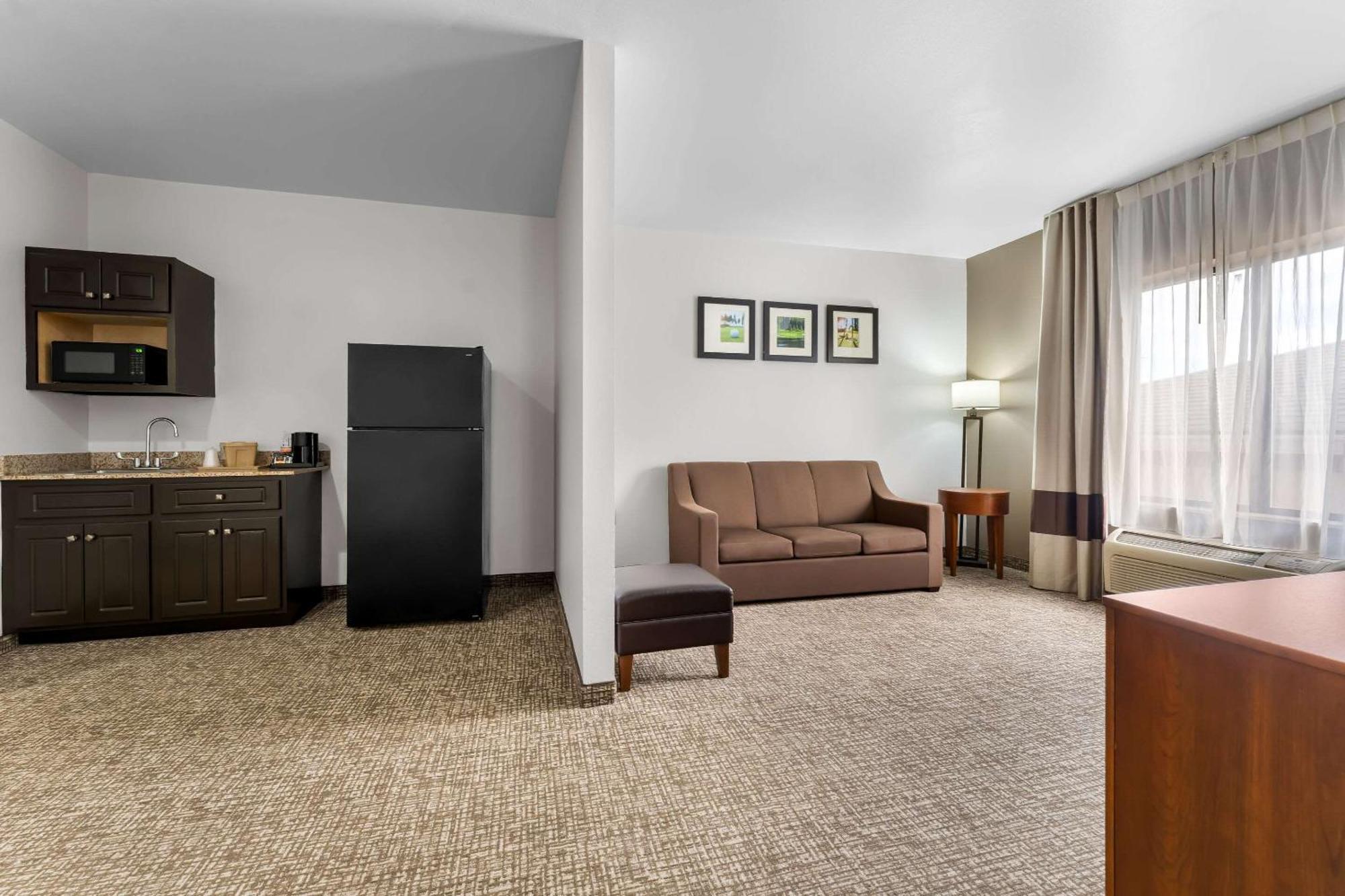 Comfort Inn & Suites Augusta West Near Fort Eisenhower Екстериор снимка